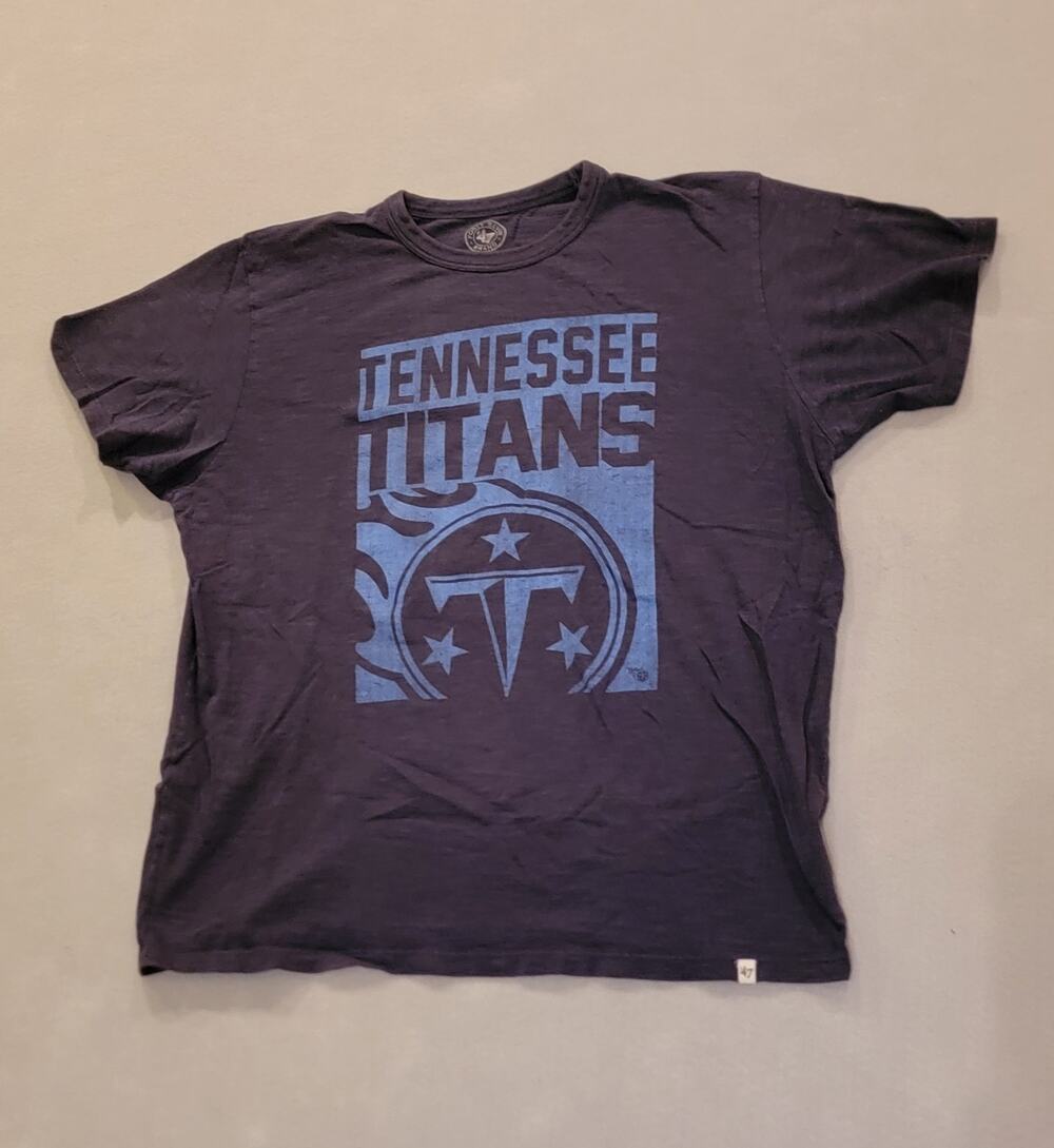 47 Brand Tennessee Titans NFL Graphic T-Shirt Men Medium Navy Blue Graphic Tee
